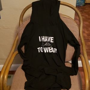 Long-sleeved hooded shirt